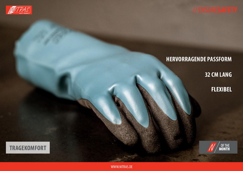 Der rutschfeste Schutzhandschuh aus Nitril und gesandetem Nitril ist 32 cm lang und f&uuml;r Lebensmittelkontakt geeignet. (Grafik &copy; AS Arbeitsschutz GmbH)
